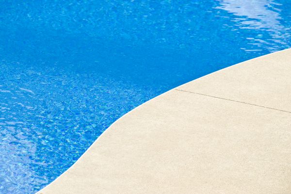 Cost of Pool Deck Construction in North Charleston